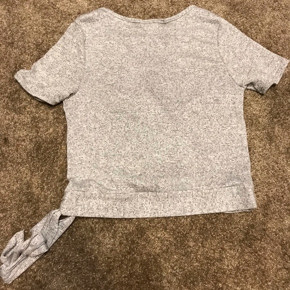 💐 Crop Top - Picture 3 of 4